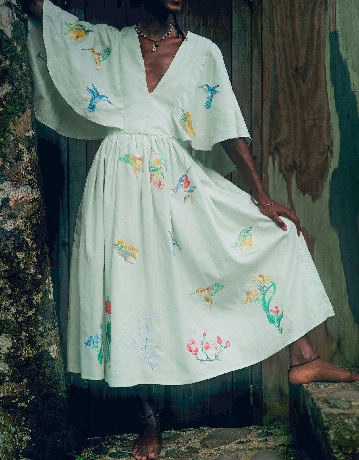 Fanm Mon Afyon Linen Birds Embroidery V Neck Midi Dress-Mint Green
