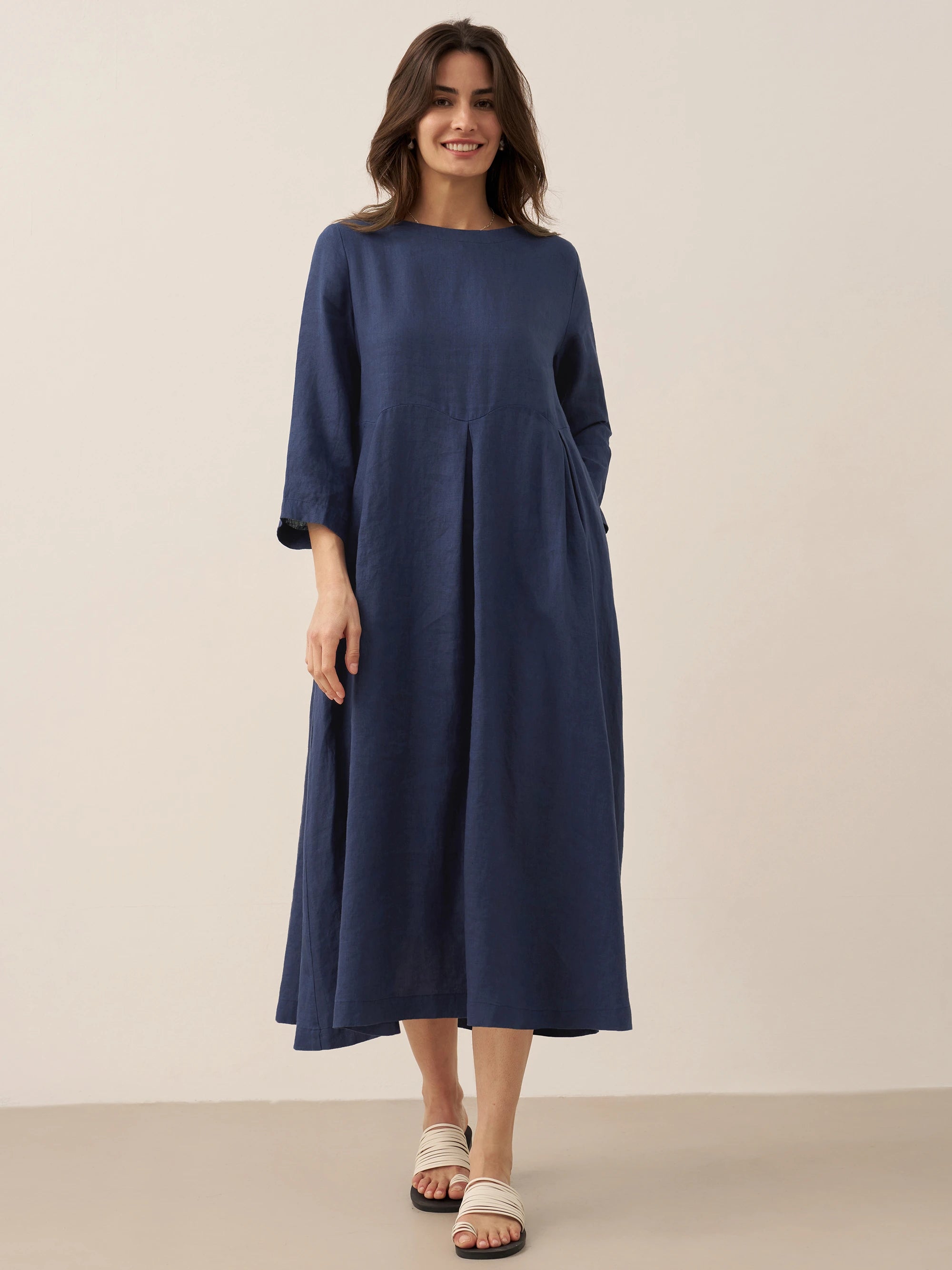 % Linen Bateau Neck Pleated Maxi Dress