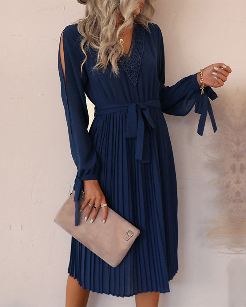 Hollow Long Sleeves Casual Ruffle V Neck Waist Dress with Belt - Navy blue