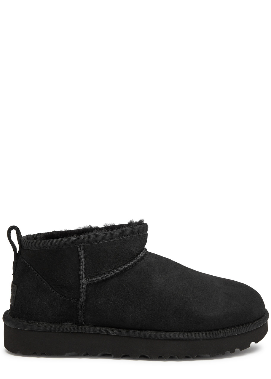 Ugg Classic Ultra Mini Suede Ankle Boots - Black - S. IT. .