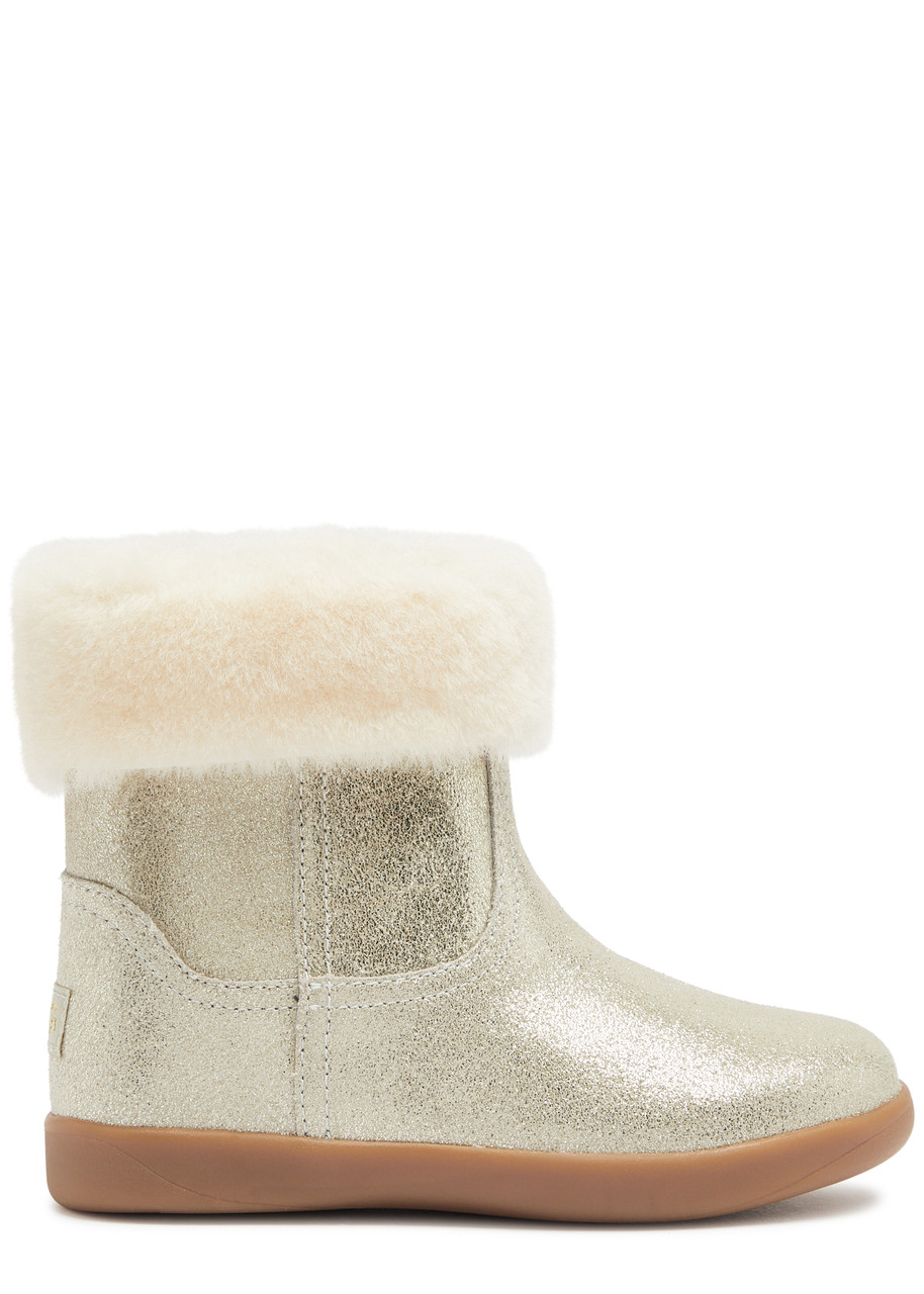 Ugg Kids Jorie II Metallic Ankle Boots IT, Boots, Round Toe, Gold - Junior
