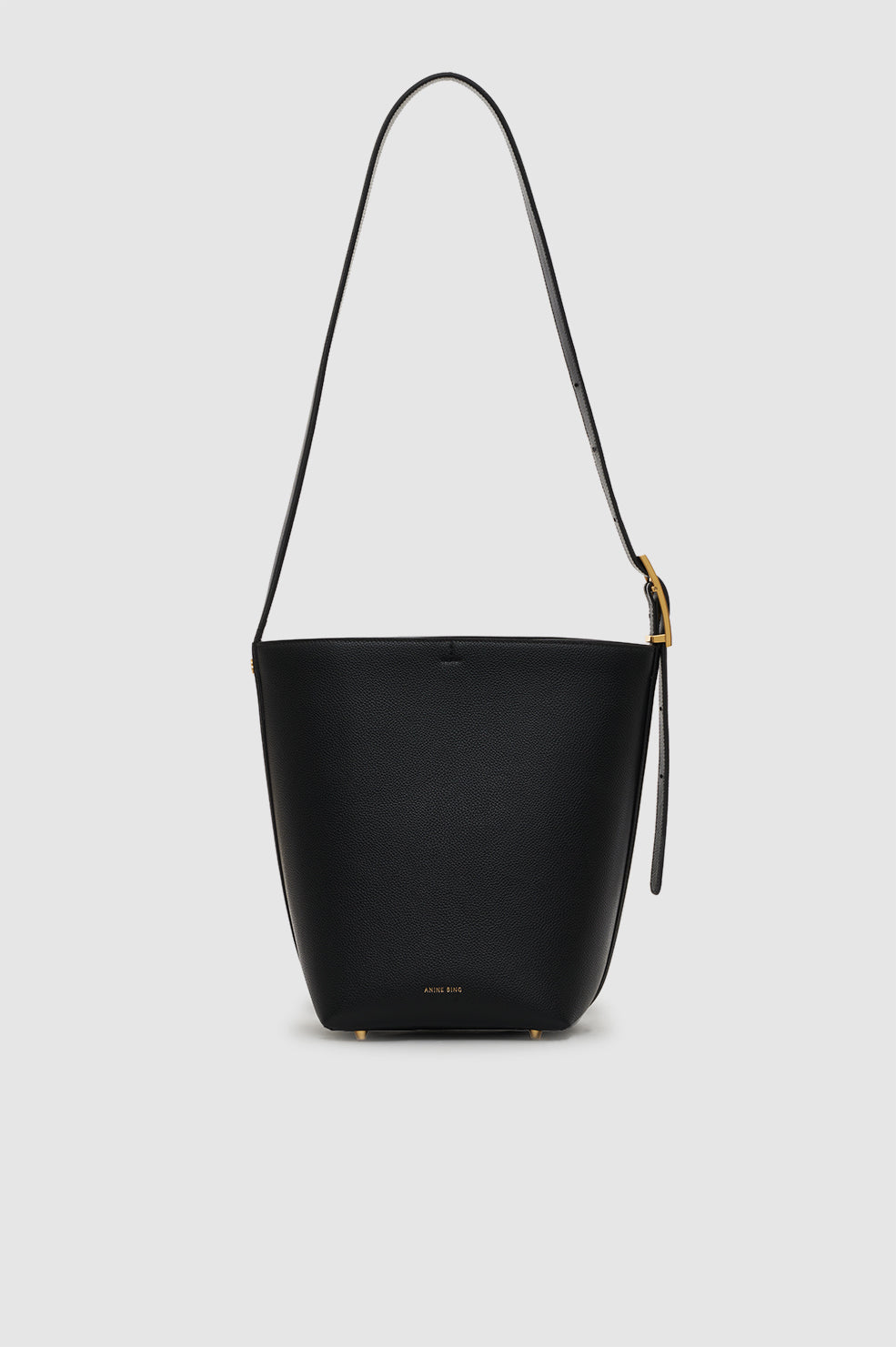 Elly Medium Bucket Bag Grained Leather
