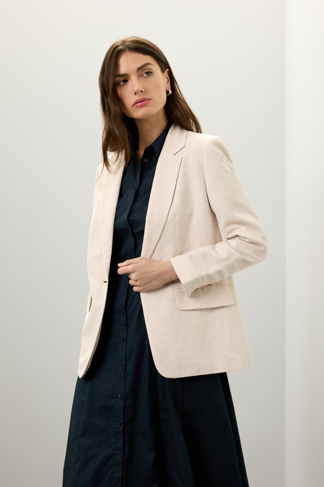 Club Monaco Linen Blend Relaxed Blazer Cream