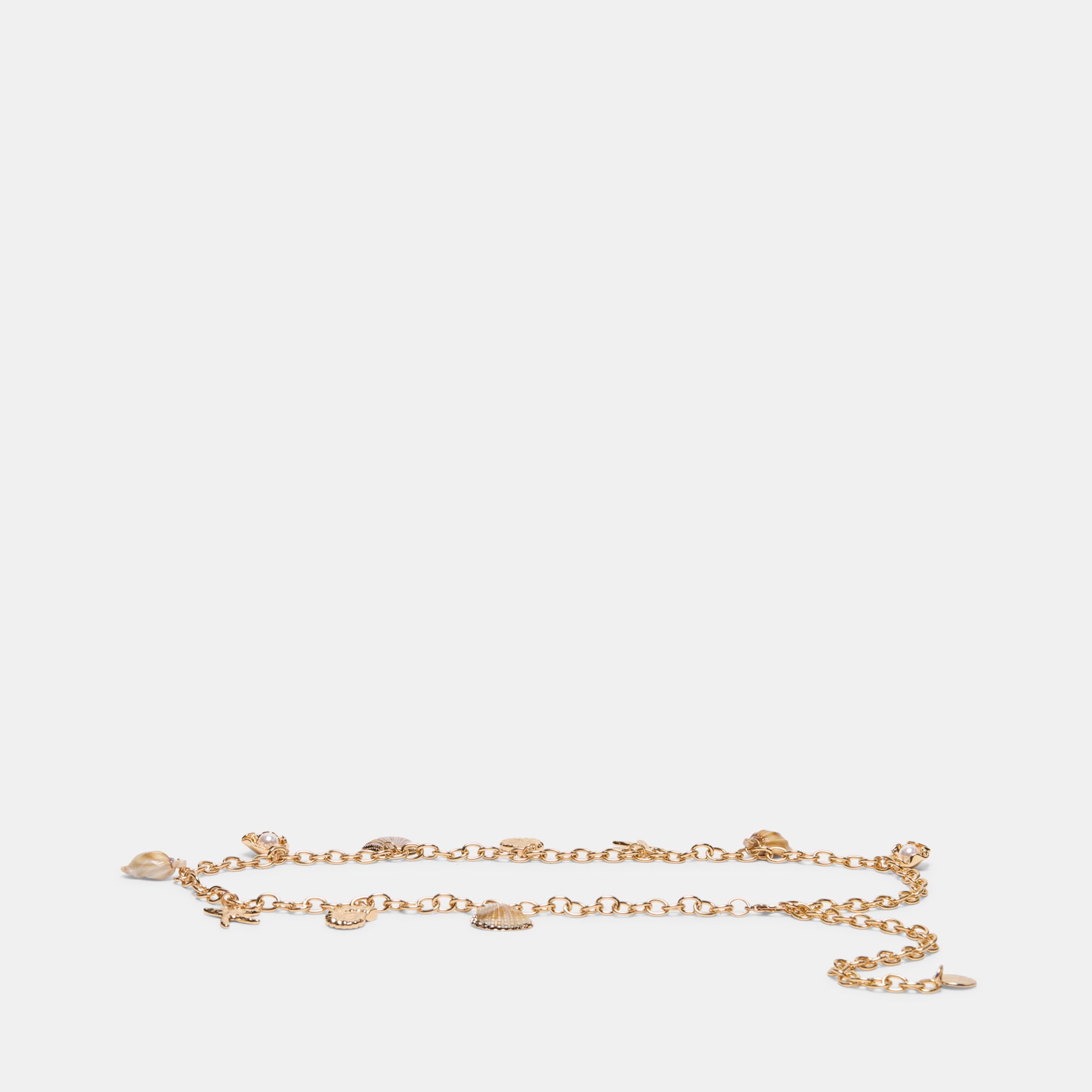 Shell Chain Link Belt in Gold Size MediumLarge By Dolce Vita