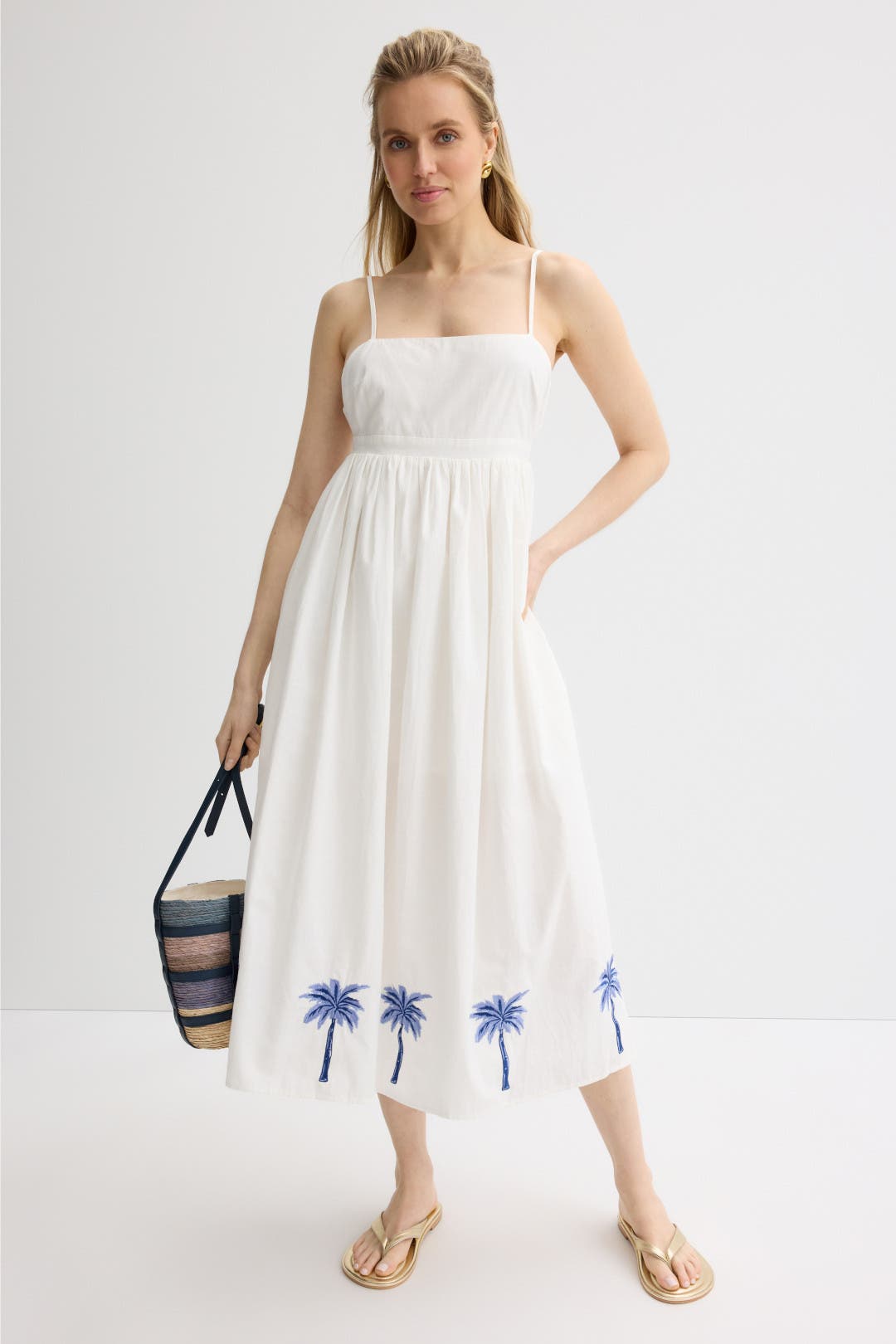 Minkpink Isadora Embroidered Midi Dress White-blue