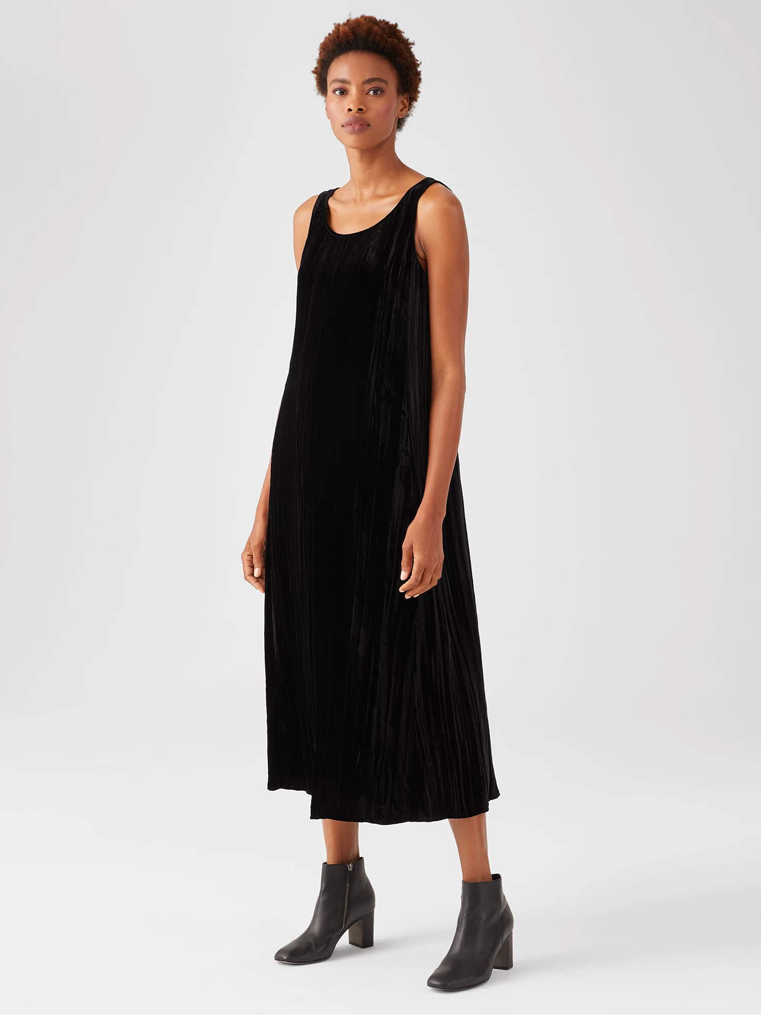 Crushed Velvet Scoop Neck Dress