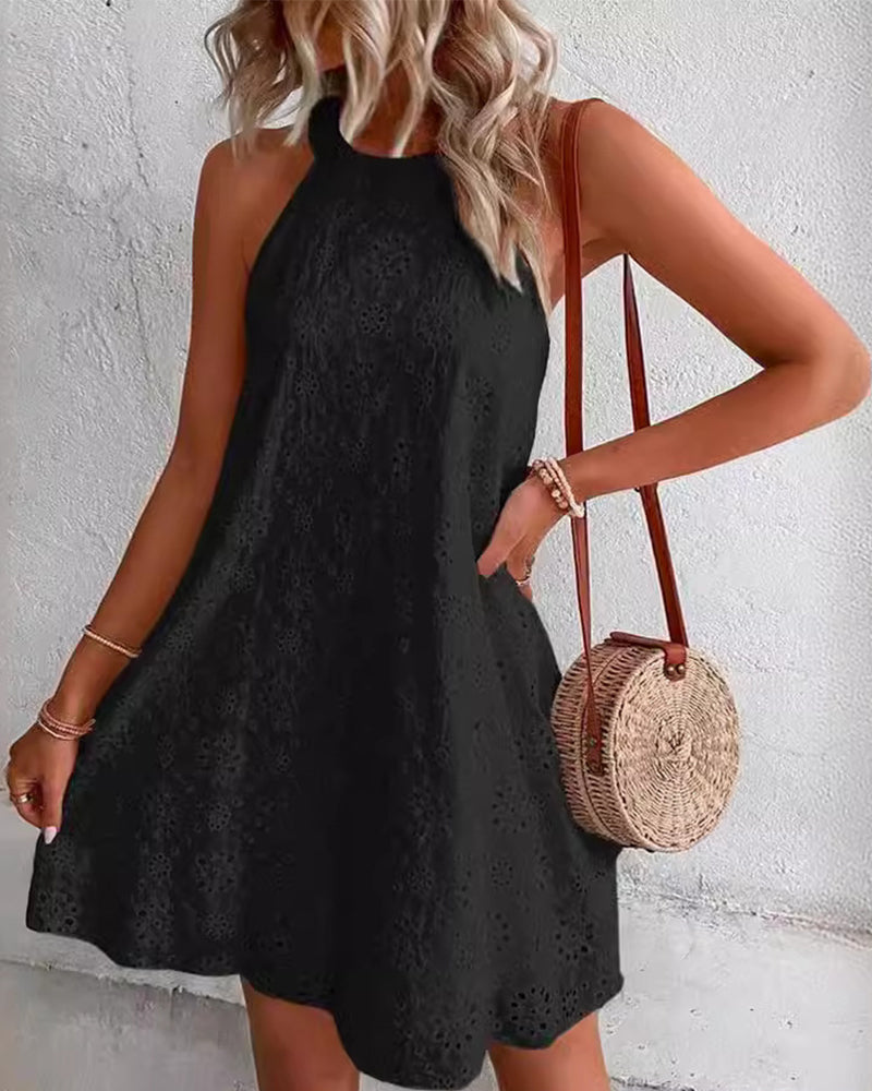 Zeagoo Boho Eyelet Pattern Halter Neck Cotton Sleeveless Dress for Women Casual Summer Vacation