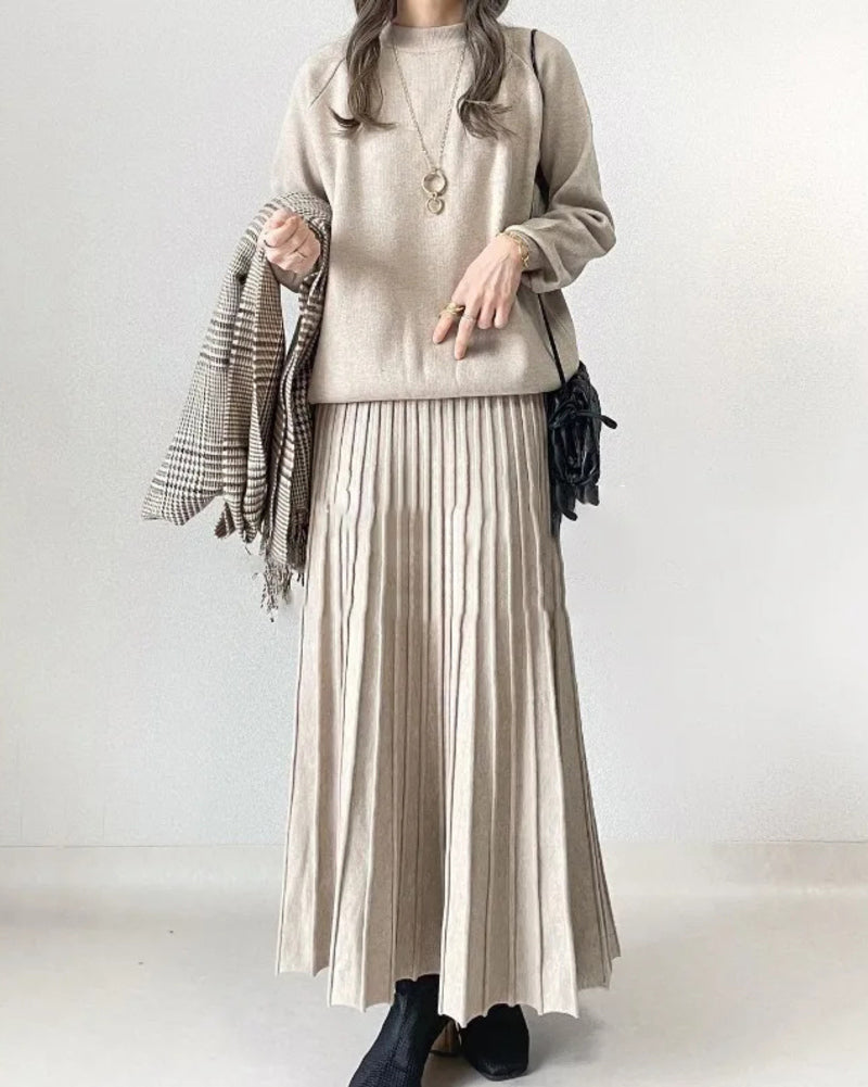 Loose Knitted Two-piece Pleated A-line Skirt Set - Apricot L-
