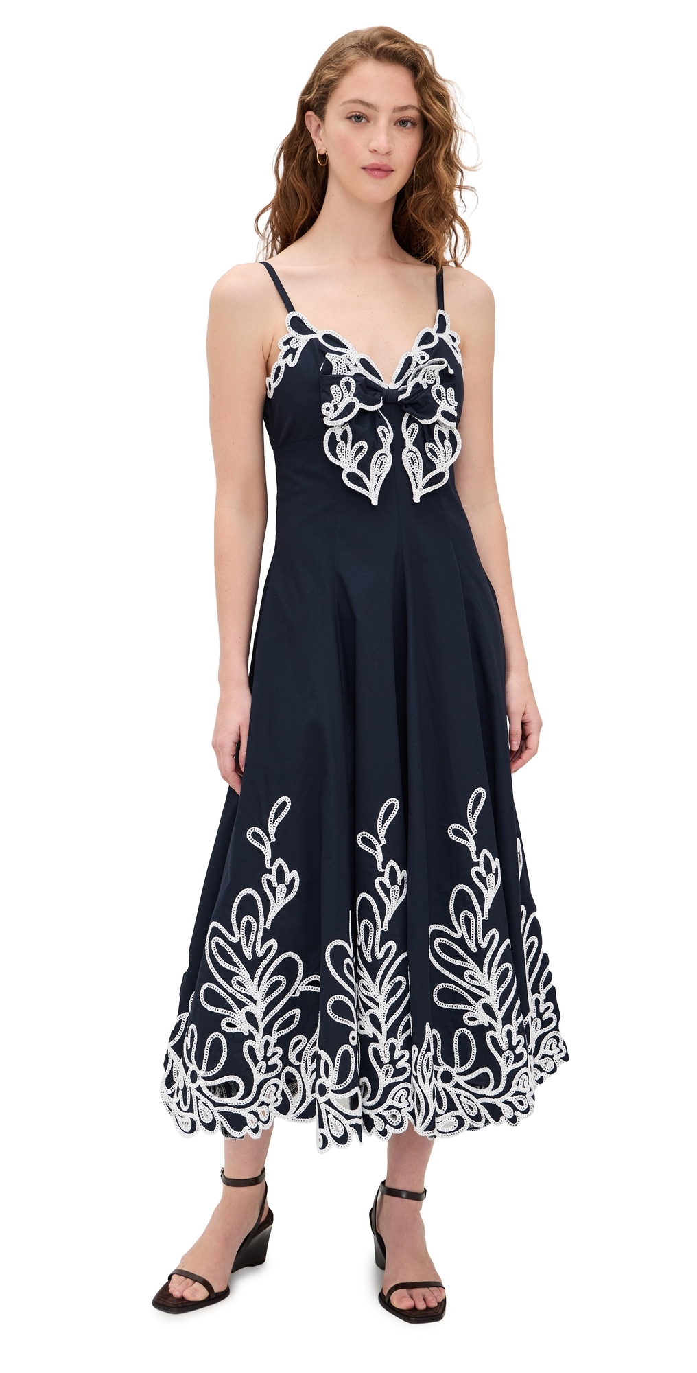 Cinq à Sept Bloom Embroidered Dama Dress NavyWhite