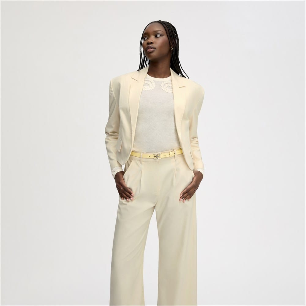Crop Elastic Blazer Almond