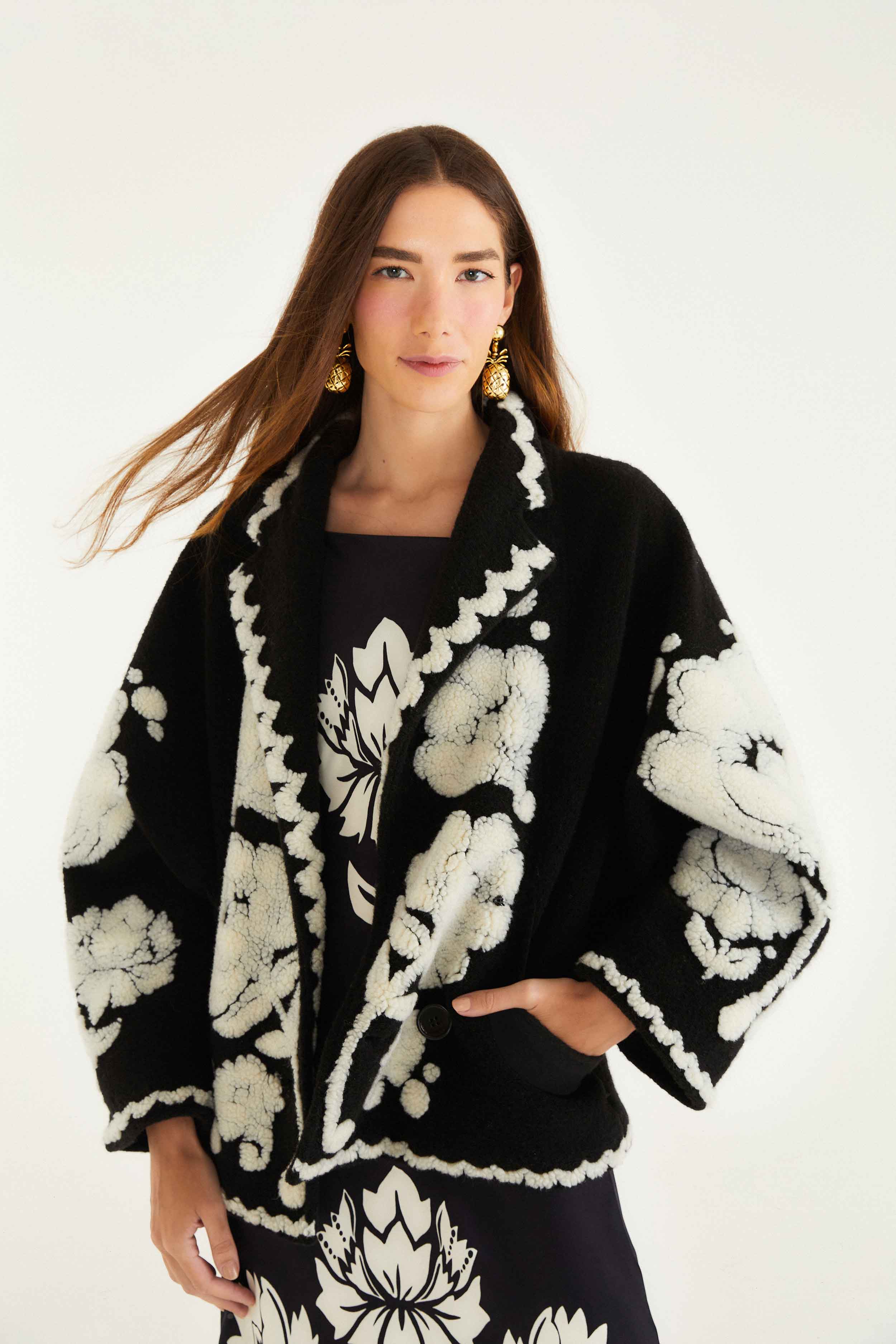 Black & White Floral Arabesque Fleece Coat, FLORAL ARABESQUE CREAM