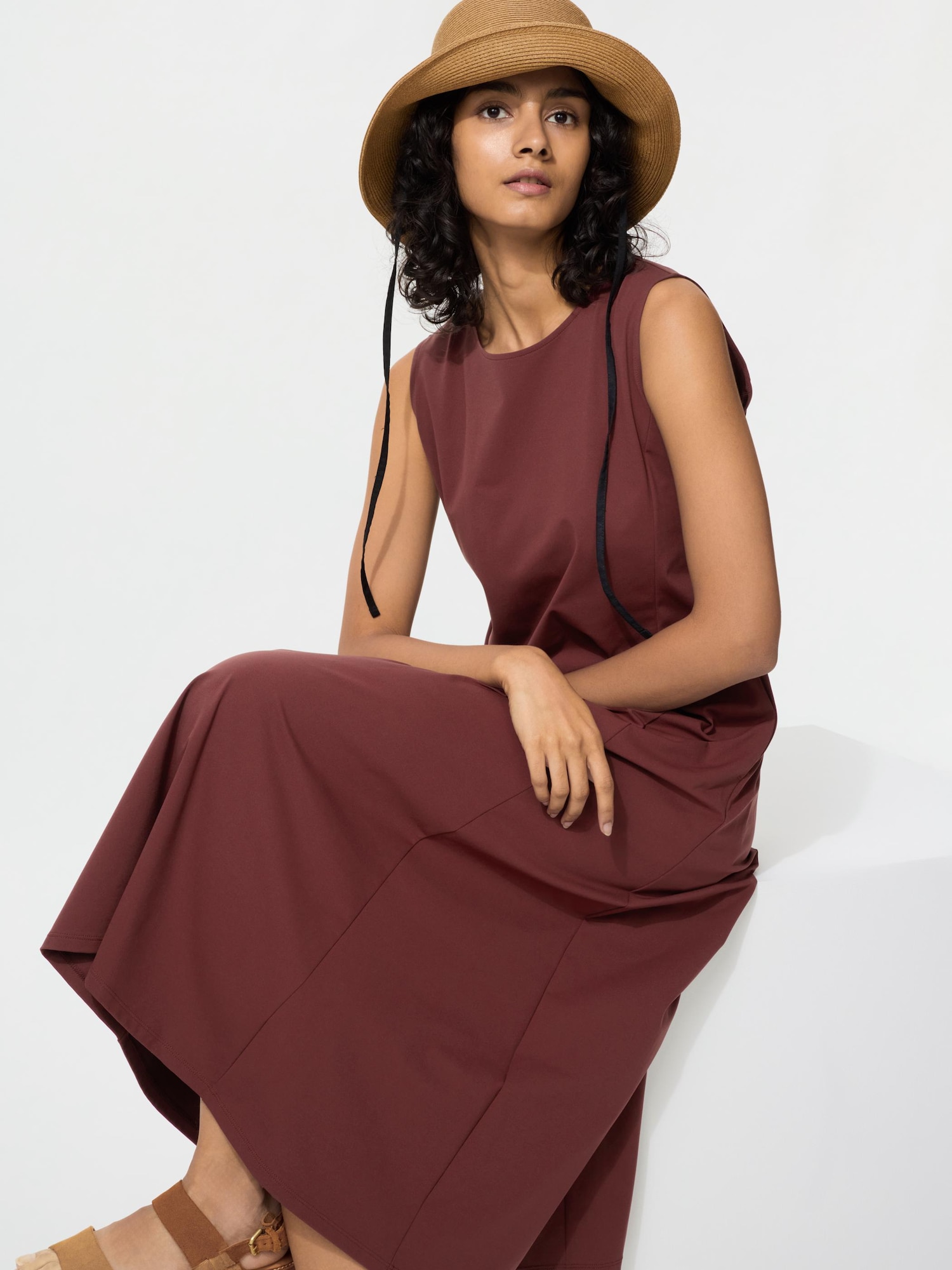 UNIQLO Women's Ultra Stretch AIRism Dress, Dark Brown, Medium