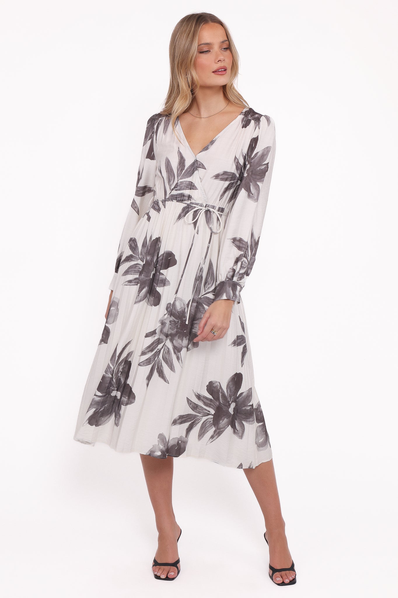 Grainne Long Sleeve Midi Dress - BlackWhite Floral