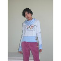 Hand-drawn Graphic Long Sleeve Crop Top [Gray]
