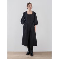 Square Neck Flair Dress [Black]