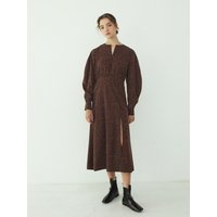 Slit Dress with Muffler_Red Brown