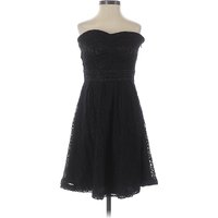 White House Black Market Cocktail Dress - Party: Black Dresses - Used - Size