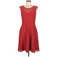 White House Black Market Cocktail Dress - Fit & Flare: Red Dresses - Used - Size