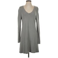 Lou & Grey Casual Dress - Sweater Dress: Gray Solid Pattern Dresses - Used