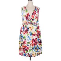 Avenue Cocktail Dress - Wrap: White Tropical Pattern Dresses - Used - Size Plus