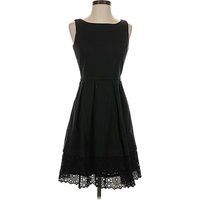 White House Black Market Casual Dress - Fit & Flare: Black Solid Pattern Dresses - Used - Size
