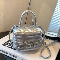 New Hot Selling High End Mini Bag For Female Minority Design Lingge Chain One Shoulder Crossbody Bag Handheld Box Bag
